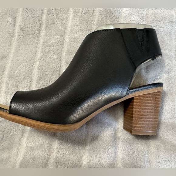 Josef Seibel Bonnie 09 Peep Toe Leather Black Booties EU 37 US 6 to 6.5 - Picture 9 of 11